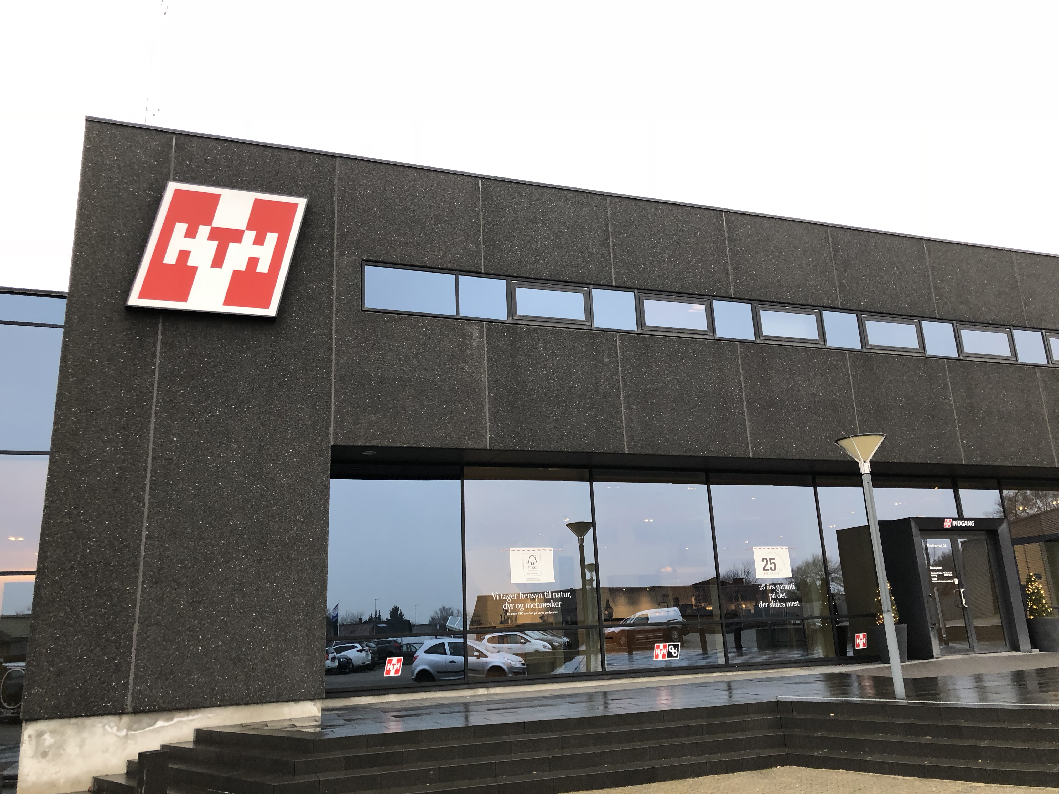 Valg af inventar hos HTH